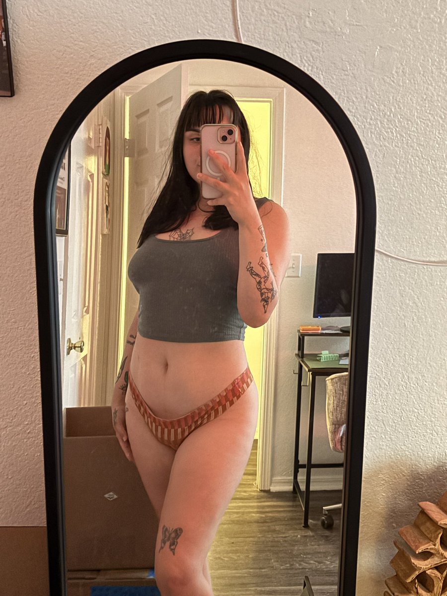 macy 🌷 tweet media