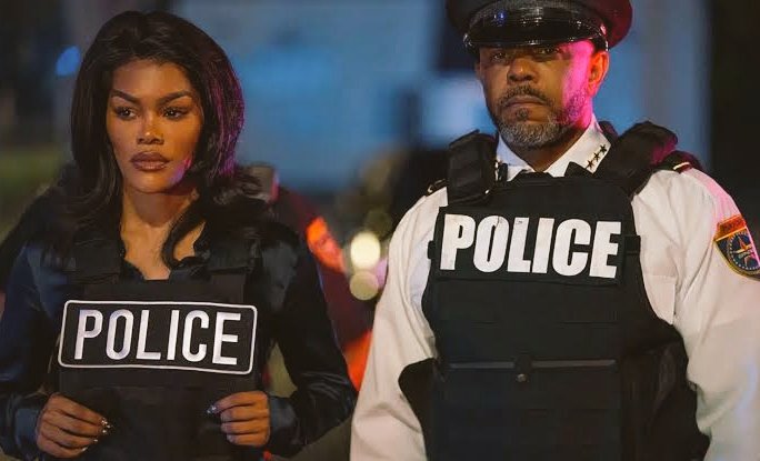 Film Straw (2025) adalah thriller psikologis yang ditulis, disutradarai, dan diproduksi oleh Tyler Perry, dan dibintangi oleh Taraji P. Henson sebagai Janiyah Wiltkinson, seorang single-mom yang kisahnya menjadi pusat film ini. 

Kenapa straw? STRAW merujuk pada momen puncak