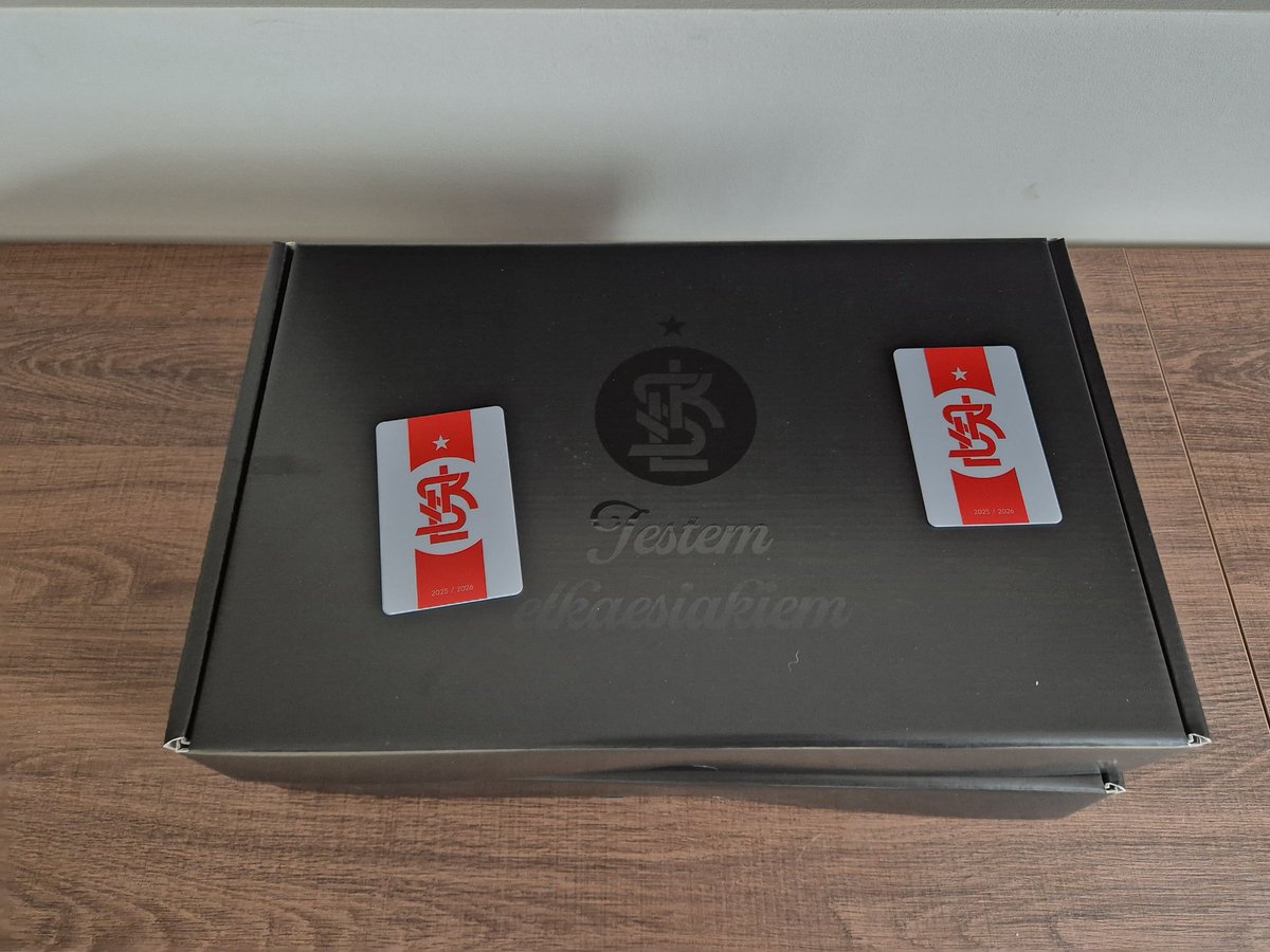 Inaff95's tweet image. Oba cudeńka odebrane 🫡