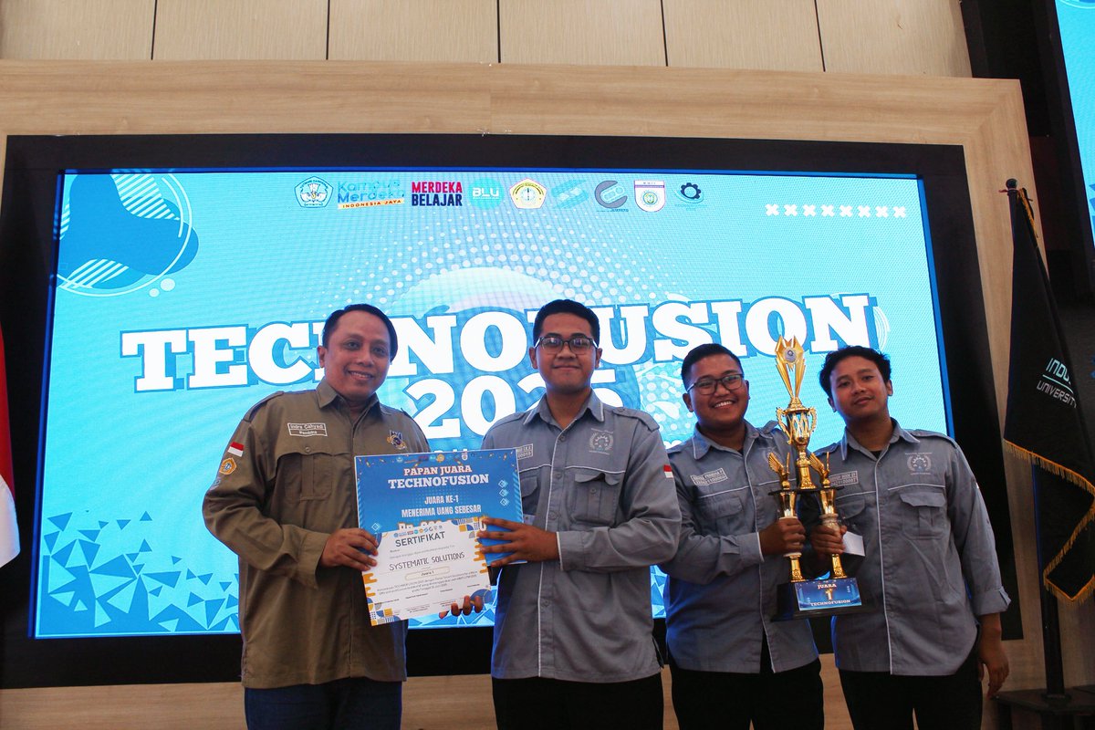 HMTIUTM's tweet image. Selamat para pemenang Technofusion 2025🏆🏅🏵️🤩
#teknik #utm #perlombaan #kompetisi #teknikindustri
