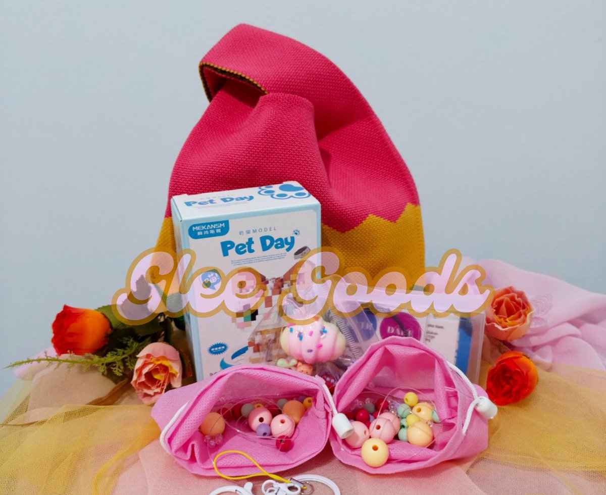 moonclip_'s tweet image. 🌷✨ Lagi cari kado yang cantik dan berkesan?
Hampers dari Glee Goods solusinya! 🥰
💌 Cocok untuk sahabat, pasangan, atau self-reward juga 💝
📦 Order sekarang sebelum kehabisan!
id.shp.ee/ZeitsNv

#HampersLucu #KadoUnik #HadiahCantik #KadoEstetik #ShopeeHampers