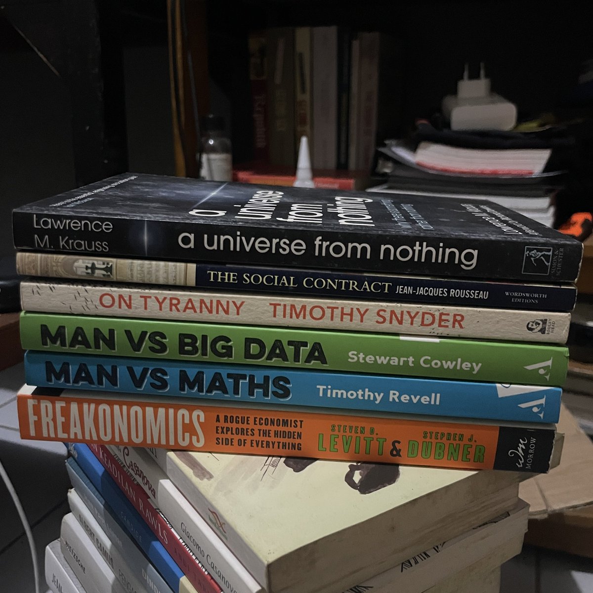 envyman_'s tweet photo. WTS buku pl inggris &amp; indo
semua original
bisa co oren no admin
pengiriman dari bandung https://t.co/pZC65nJj3C