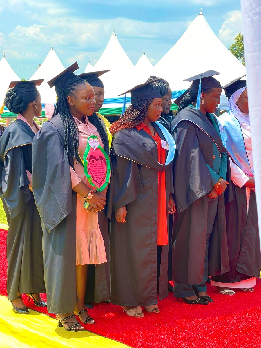 Hon Dr JC Muyingo Live tweet media