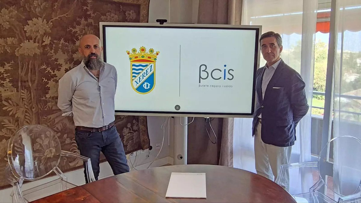 βufete Cepero i Salido ⚖️ (@ceperoisalido) on Twitter photo 📢Éxito jurídico de nuestro despacho: Hacienda declara prescrito una deuda millonaria del <a href="/XerezCD_OFICIAL/">Xerez Club Deportivo</a> 👇
📸: Manuela Romero, Diario de Jerez 📢Éxito jurídico de nuestro despacho: Hacienda declara prescrito una deuda millonaria del <a href="/XerezCD_OFICIAL/">Xerez Club Deportivo</a> 👇
📸: Manuela Romero, Diario de Jerez