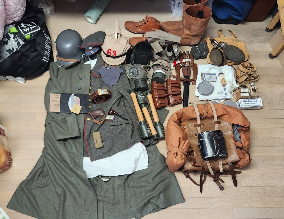 info059's tweet image. 한복을 좋아하는 밀덕입니다. 조선 중기와 구한말 한복을 맞추고 있고 1,2차대전 독일군과 2차대전 냉전 소련군과 미해병을 간간히 맞추고 있습니다.