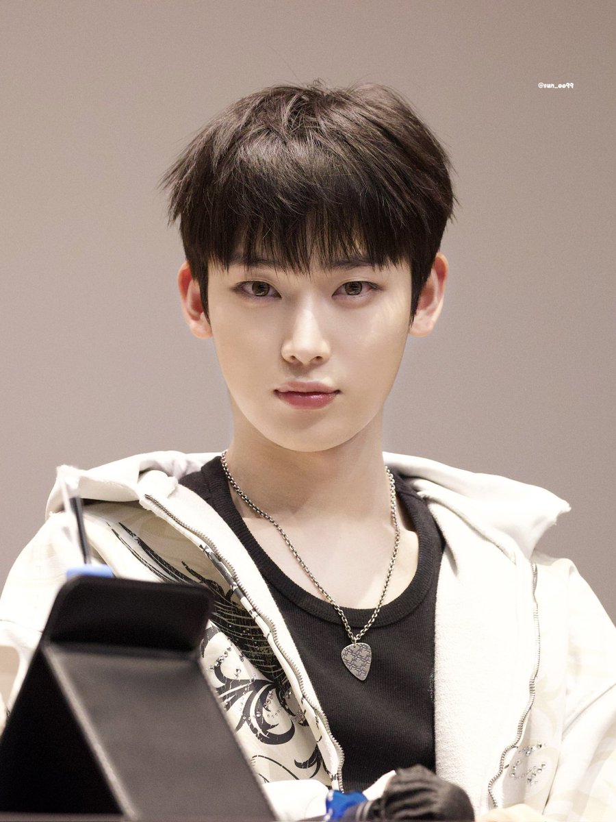 삼오 tweet media