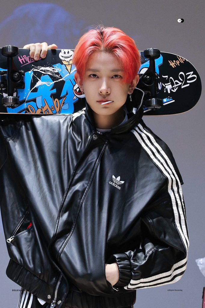 마르 tweet media