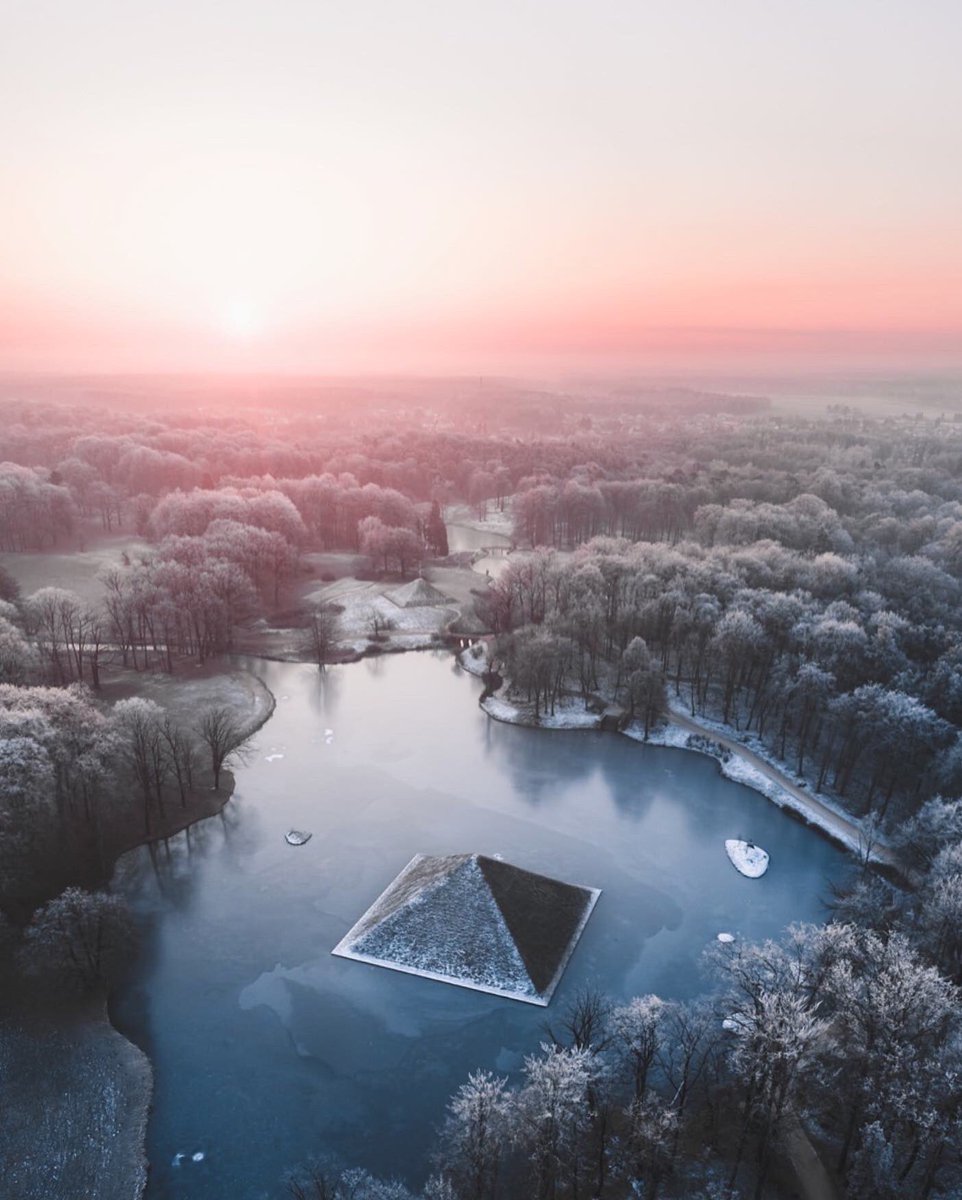 earthcurated's tweet photo. The Fürst-Pückler Pyramid – a hidden gem in Germany. https://t.co/Jk8WwHwbe2