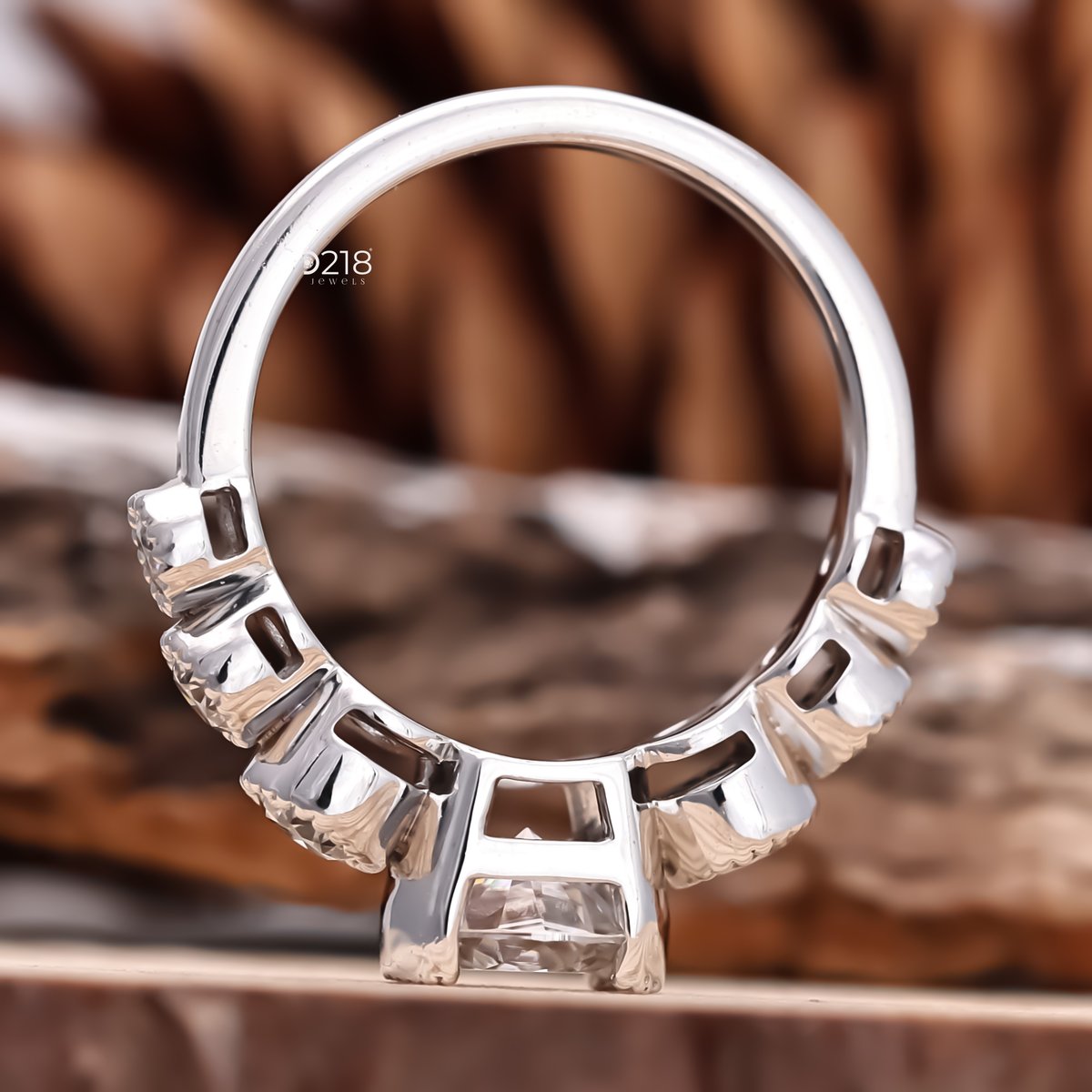 d218jewels's tweet image. IGI Certified Lab Diamond Round Engagement Ring by D218JewelsSydney 
 etsy.me/3Tea2i3 via @Etsy 
#LabGrownDiamonds #ringforher #customdiamondring #vintagering #cvddiamond #buyringonline #buyringinUSA #weddingring #engagementring #milgrainring #igicertifiedring