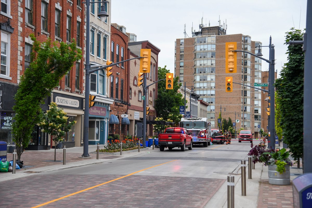 Fire closes section of Front Street in downtown Belleville
quinteist.com/fire-closes-se…
<a href="/QuinteTraffic/">Make It Home Quinte</a>