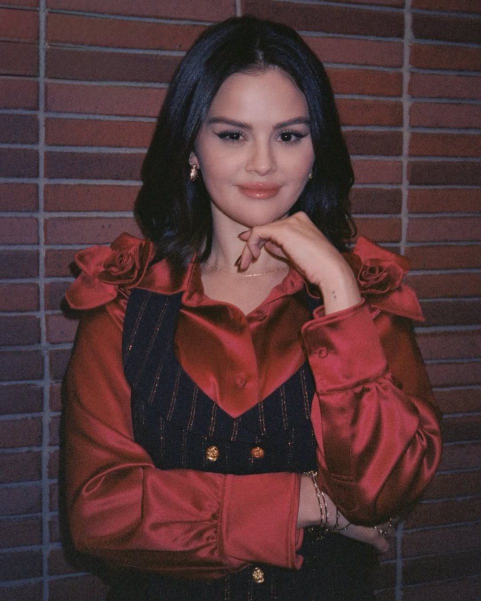 Selena Gomez Brasil tweet media