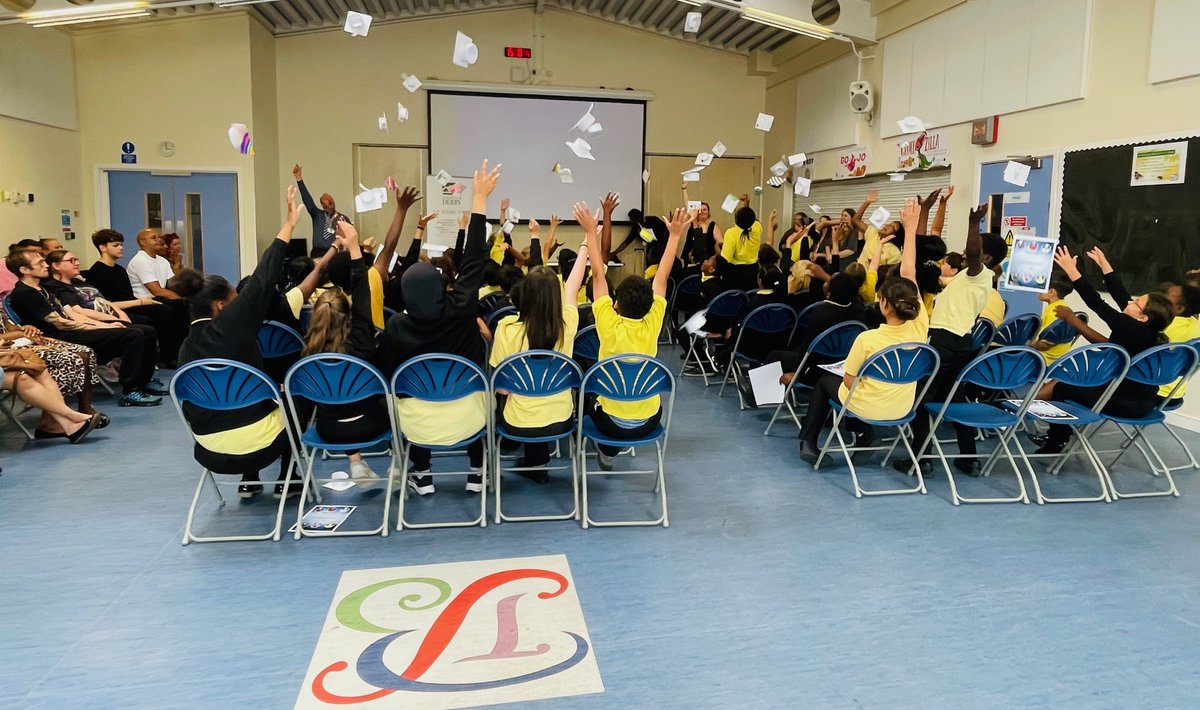 The Bemrose School - Careers Department (@bemrose_careers) on Twitter photo ๐งโ๐๐ฉโ๐Year 6 pupils ' Graduate' from the University of Derby 'Primary Explorers programme'. A big thank you to the University for a fantastic opportunity, our pupils had the biggest smile on their faces. A wonderful event which was enjoyed by pupils , their families and staff. ๐๐ ๐งโ๐๐ฉโ๐Year 6 pupils ' Graduate' from the University of Derby 'Primary Explorers programme'. A big thank you to the University for a fantastic opportunity, our pupils had the biggest smile on their faces. A wonderful event which was enjoyed by pupils , their families and staff. ๐๐