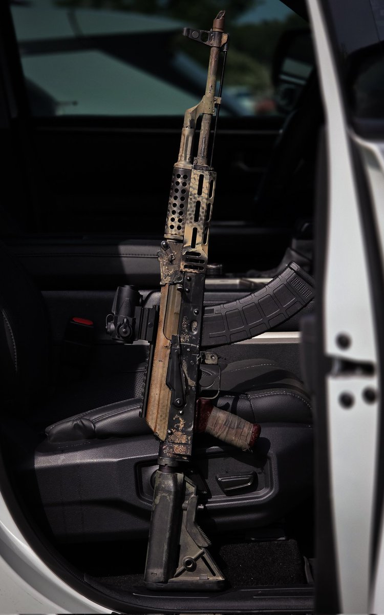 taskforce316's tweet image. Romanian build kit AK.