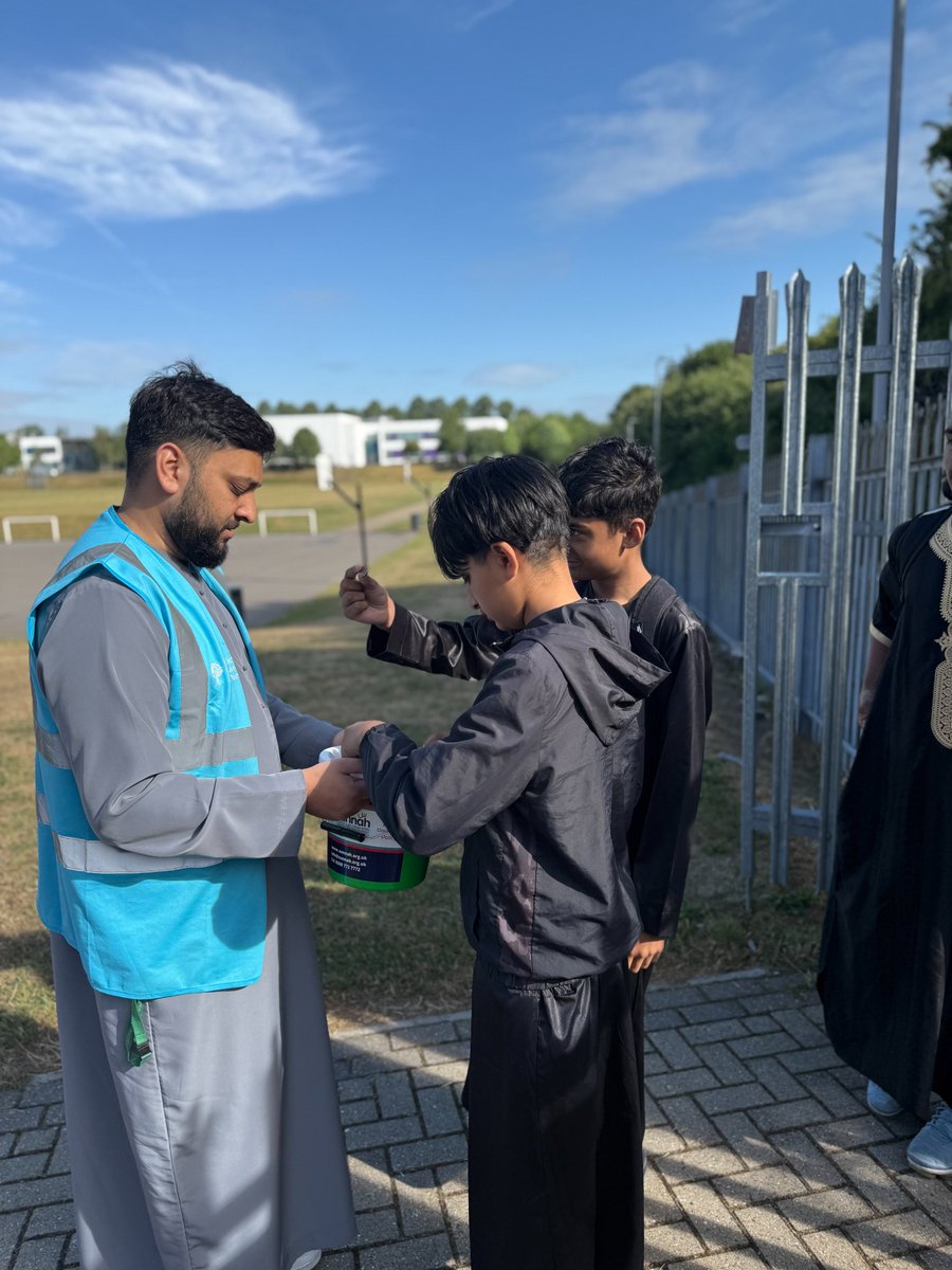 Challney Boys (@challneyboys) on Twitter photo Our Culture Day fundraiser was a vibrant celebration of heritage & unity! Staff & students wore traditional dress to raise money for <a href="/sunnahcharity/">Sunnah Charity</a> with 100% of proceeds going towards building water wells.
Shoutout to our Y10 boys for leading the project with purpose & heart!💧❤️ Our Culture Day fundraiser was a vibrant celebration of heritage & unity! Staff & students wore traditional dress to raise money for <a href="/sunnahcharity/">Sunnah Charity</a> with 100% of proceeds going towards building water wells.
Shoutout to our Y10 boys for leading the project with purpose & heart!💧❤️