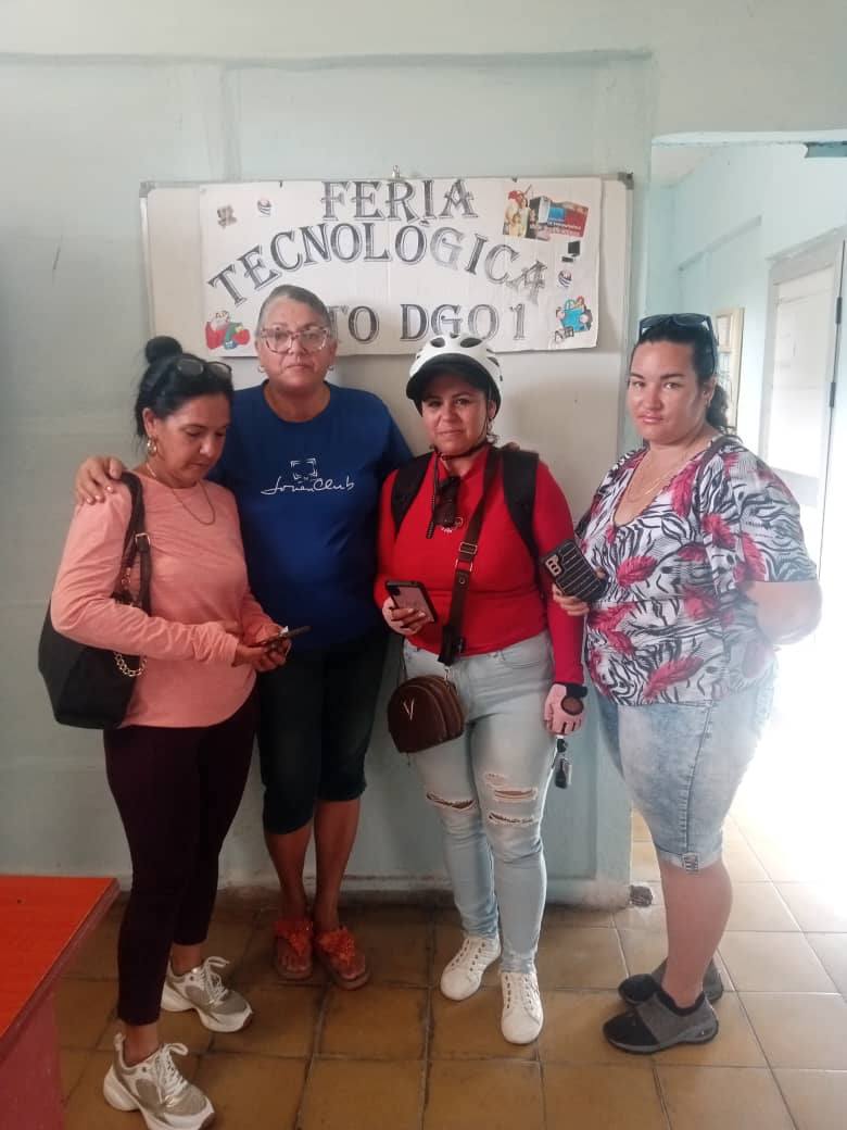 JClubVillaClara's tweet photo. Comienzan las #FeriasTecnologicas en la campaña #JovenClubXCuba a las puertas #JovenClubVerano2025 desde #JovenClubVillaClara. https://t.co/JXv4zQBilW