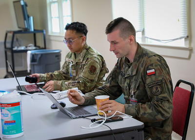 IL_Natl_Guard's tweet image. The Illinois National Guard and Polish Territorial Defense Force trained side-by-side during Cyber Shield 2025, the largest Department of Defense cyber defense exercise, Virginia Beach, May 30-June 13. This was the 1st year the TDF’s Cyber Division participated in the exercise.