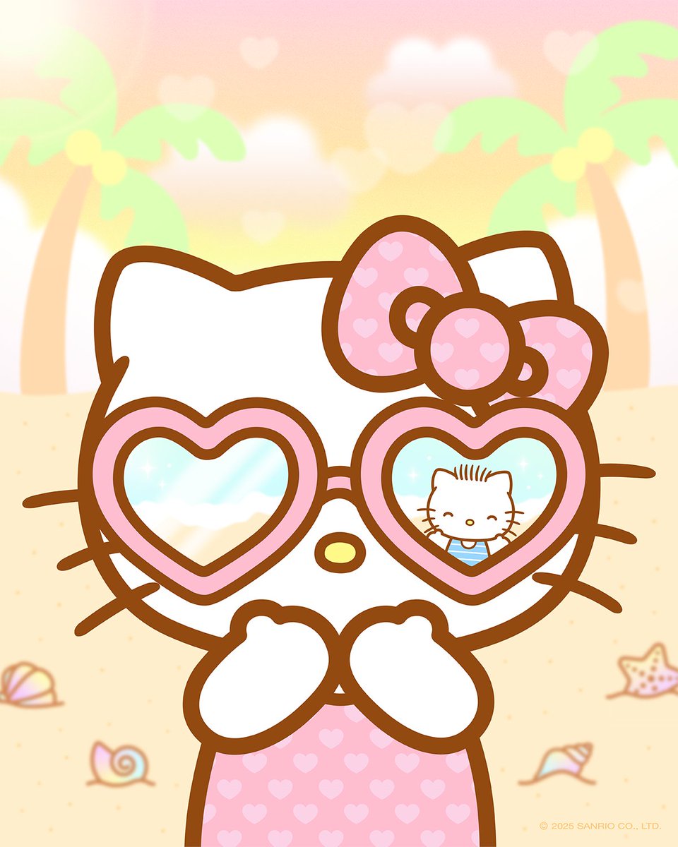 Sharing smiles and sunshine on #NationalSunglassesDay 🕶️💖