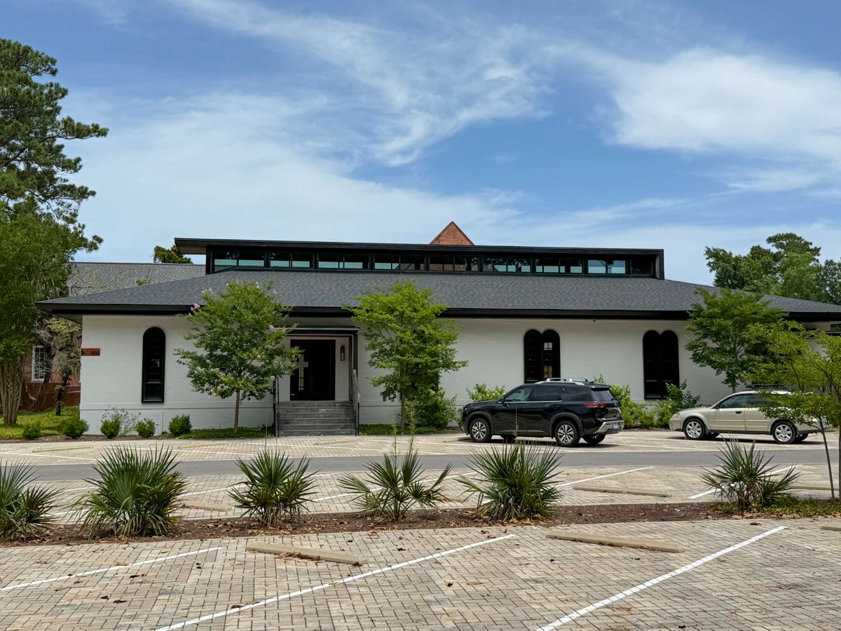 SchnabelEng's tweet image. Exciting news from Schnabel’s Wilmington, NC office! Under Jake Wessell’s leadership, they&apos;ve moved into a larger space to better serve our clients and invest in the region’s future. 

📍 New Address:
3902 Market Street, Wilmington, NC 28403

#SchnabelEngineering  #WilmingtonNC