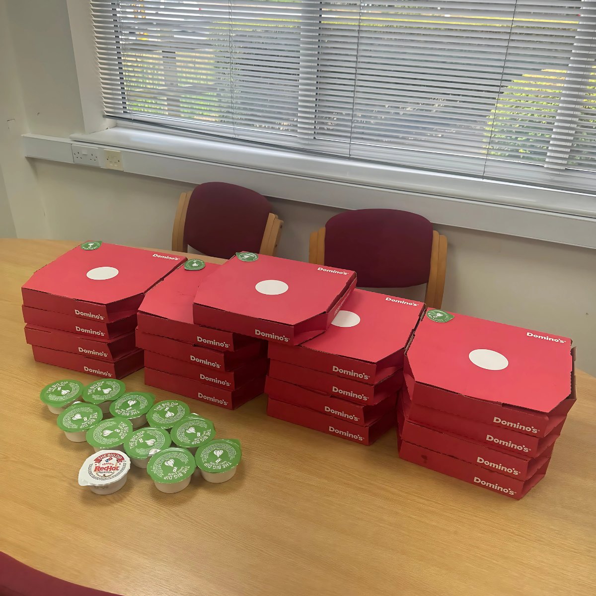 A little Friday treat for the team! 🍕

We believe hard work deserves a proper reward — and what better way to wrap up the week than with a Domino’s delivery?

Big thanks to our brilliant team for all their continued efforts. Enjoy! 🙌