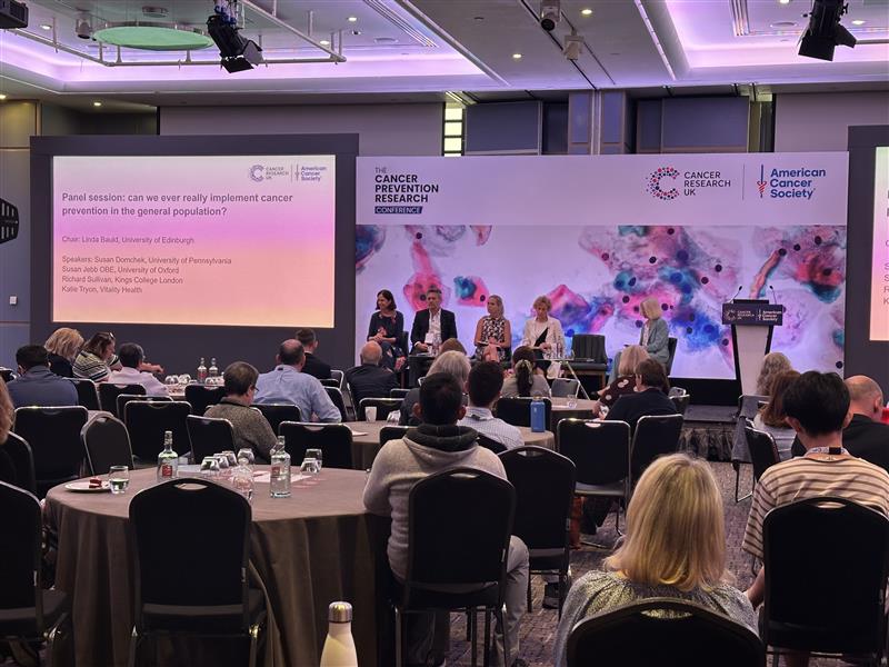 anbu_ldr's tweet image. Insightful session on cancer prevention implementation chaired by @LindaBauld with Dr Tryon & Profs Domchek, Jebb & Sullivan. It’s not just about evidence—it’s about political will, systems change & public trust. Can we turn knowledge into action? #PrevConf25