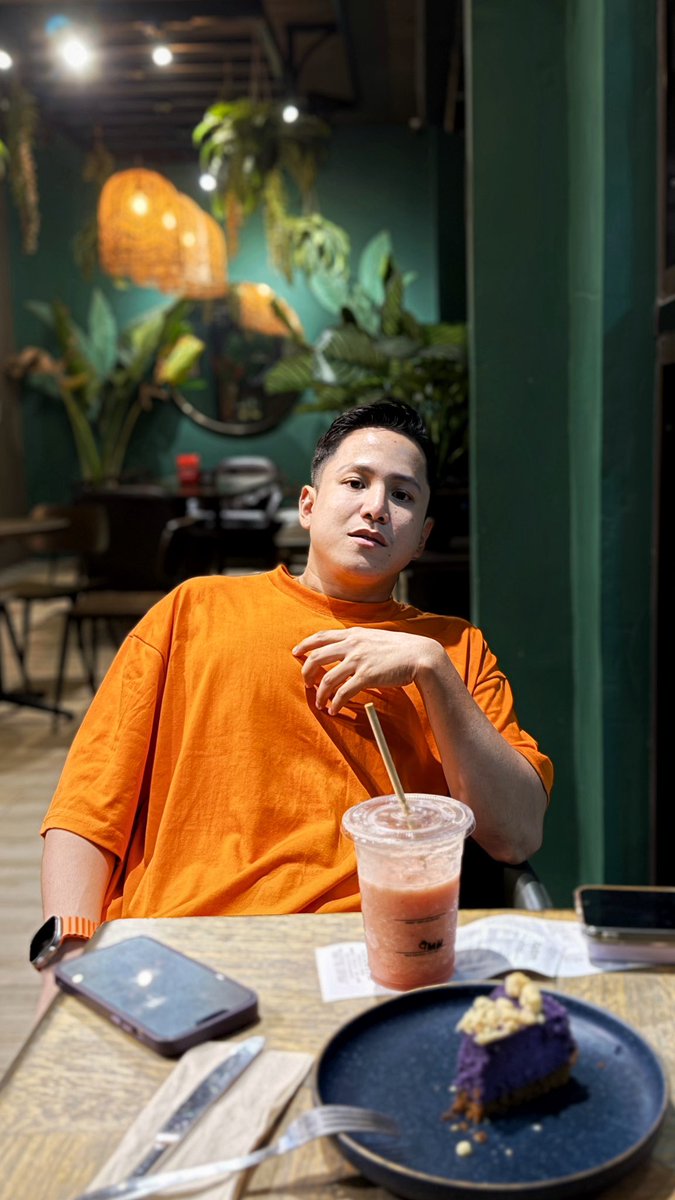 castroecho's tweet image. 🧡🍊🙈