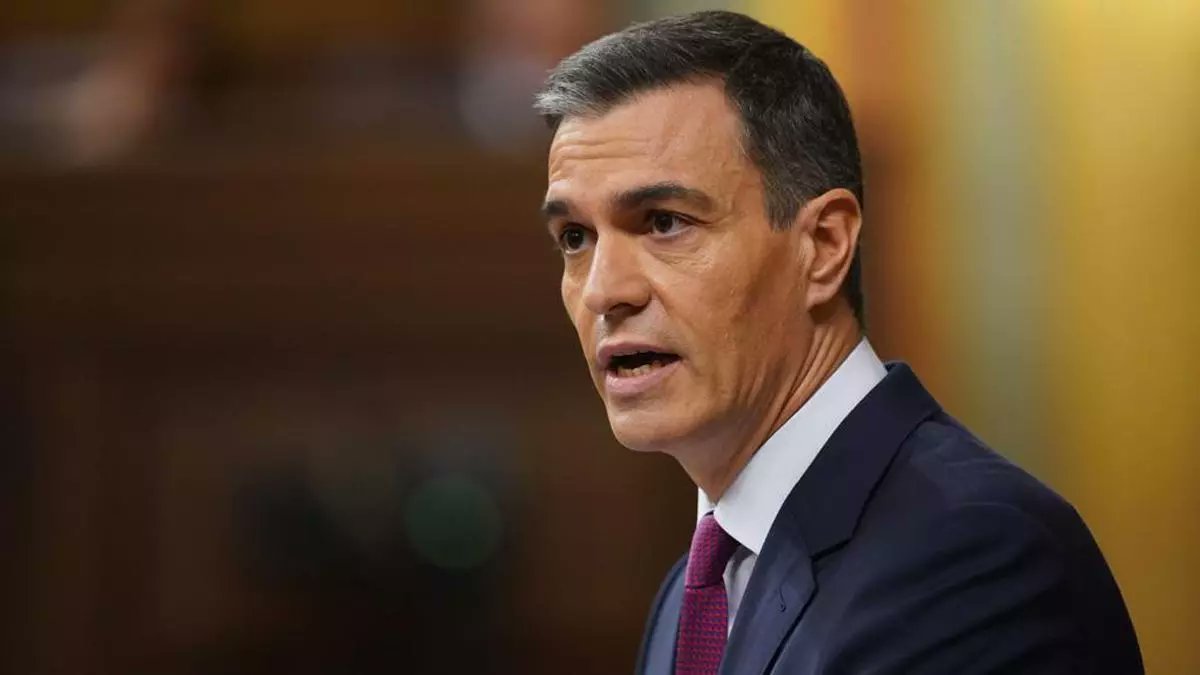Un ciberataque filtra datos personales de Pedro Sánchez y otros políticos

La filtración atribuida al usuario “Akkaspace” expone información de líderes políticos, cargos públicos y usuarios anónimos.

🔗diariosocialista.net/2025/06/27/un-…