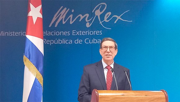 El ministro de Relaciones Exteriores de Cuba, Bruno Rodríguez Parrilla, rechazó hoy el acuerdo de la Organización del Tratado del Atlántico Norte (OTAN) de elevar el gasto militar al 5% del PIB.
cubadebate.cu/noticias/2025/…