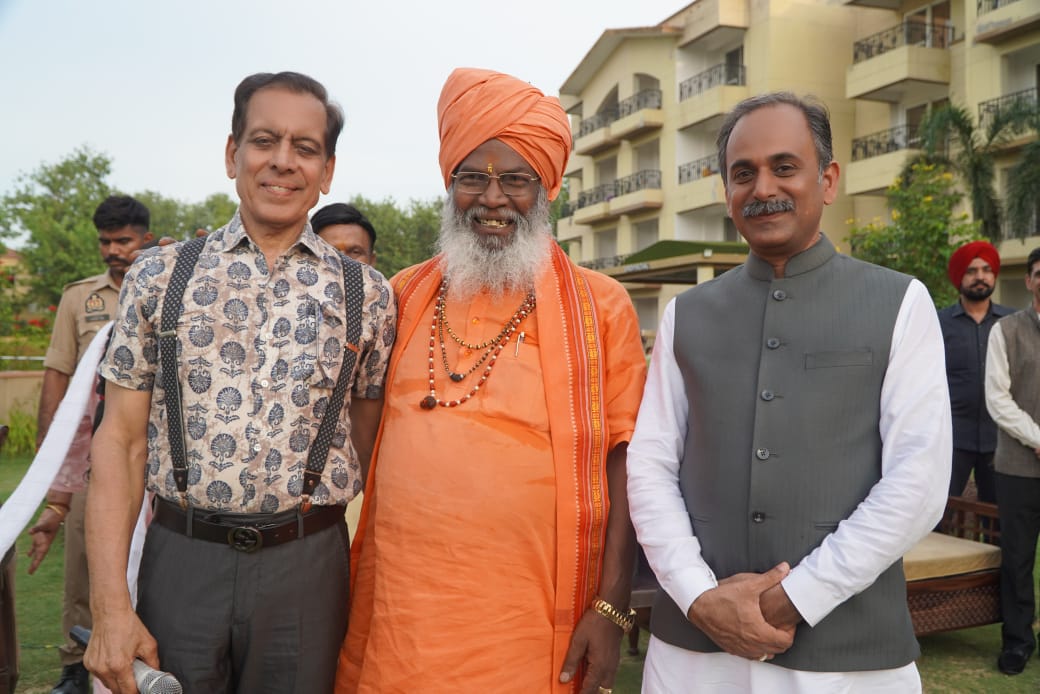 मेरा सौभाग्य रहा कि आज जीना सीखो लाइफ केयर शुद्धी क्लिनिक एंड हॉस्पिटल कुंभा जानी मेरठ में गंगा जी के किनारे सुरम्य वातावरण में आयुर्वेद का यह अनोखा उपक्रम देखते ही बन रहा था। सुप्रसिद्ध डॉ.मनीष आचार्य का आयुर्वेद के क्षेत्र में यह प्रयास
मील का पत्थर साबित होगा ।
<a href="/ChikitsaGuru/">Acharya Manish Ji</a>