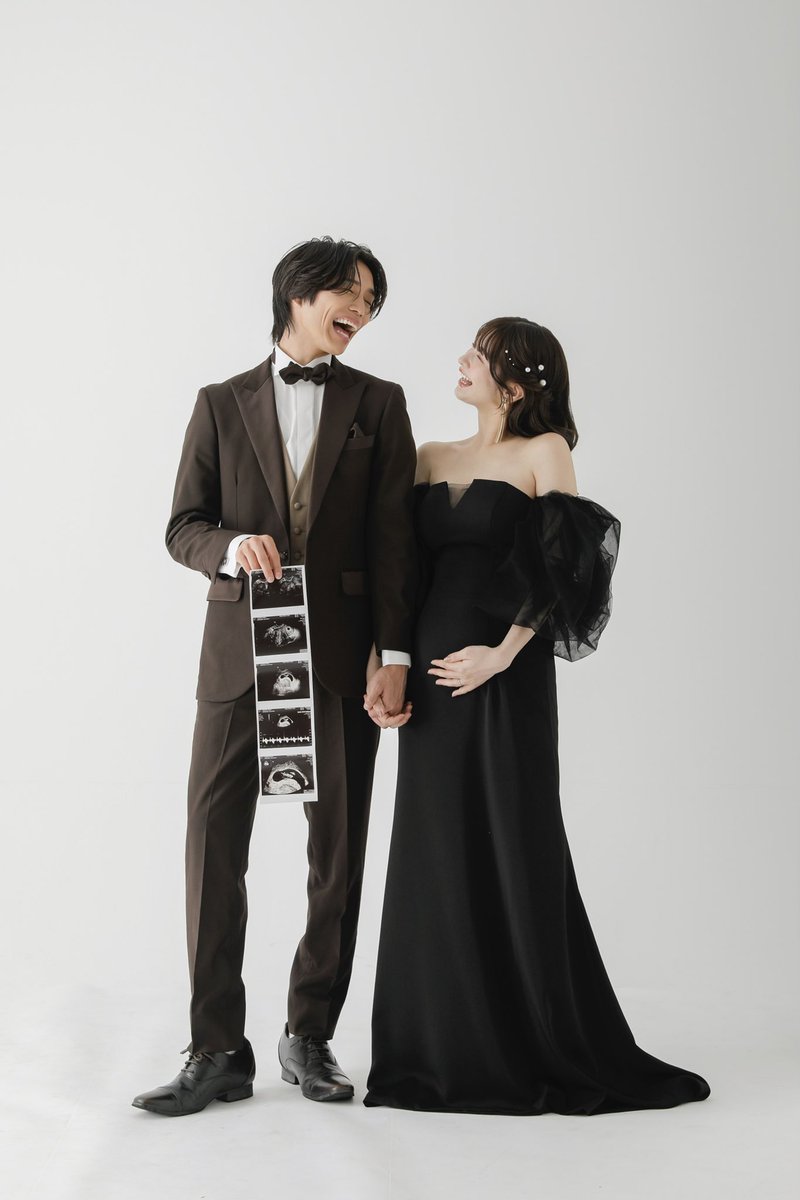夫婦で支え合い
ようやく小さな命を授かりました🤲✨

不安な日々もあったからこそ
今の幸せをかみしめています🙏

秋ごろ5人家族(👫🐈🐈👶🏻)になる予定です🤍

たくさんの感謝を胸に
残りのマタニティライフも
穏やかにゆったり過ごせたらと思っています✨

可愛いお母さんを目指して頑張ります🍀