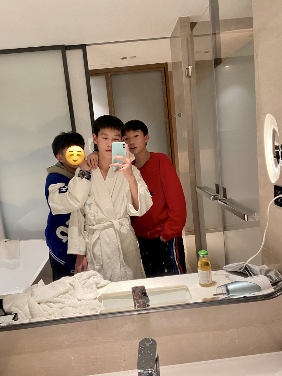 时间
#男高 #男初 #弟弟 #boy #cute #中学生 #handsome