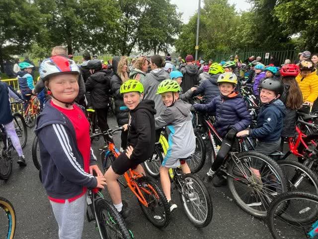 Dhoon School tweet media