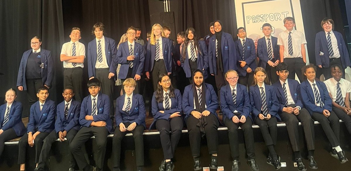 Castle_Hall's tweet image. Congratulations to our Y7 students! 🎉
A huge well done to all the students who have achieved their Passport to Success. Your hard work, dedication, and perseverance have truly paid off.
Special thanks to our guest speaker 😊 👏
 #raisingaspirations #developingcharacter