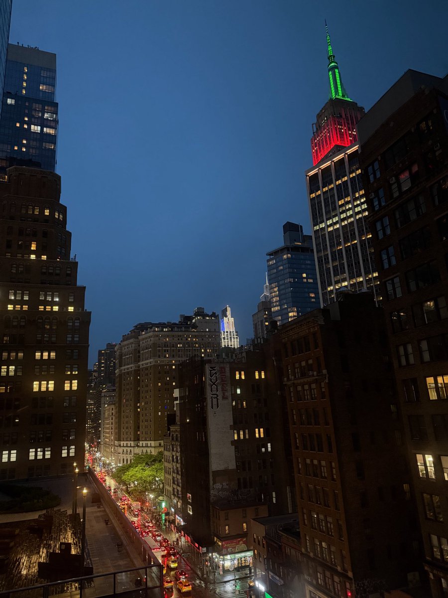 In the shadow of the Empire State Building in New York, last week - I spoke to a room of clinicians, scientists, and patients. 

My speech was from the heart and I talked about how I’ve weathered the storm of glaucoma. 

The road has not been an easy one but I am navigating it by