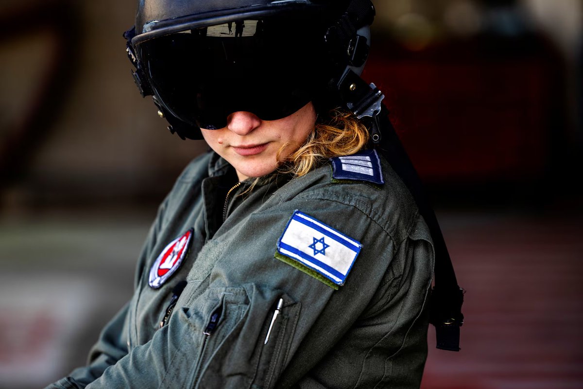 19 mujeres participaron pilotando cazas en el ataque a la República Islámica de Irán.
El régimen que oprime a las mujeres, recibiendo duro de mujeres fuertes 💪
¡OLÉ!