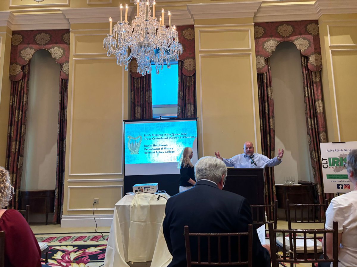 Wonderful to be back in North Carolina to address a full house at the 2025 Charlotte Irish Connection AGM. Thanks to Jim Mannix and the board for the invitation. The vibrancy of the Irish Community in NC was on full display! ☘️🇮🇪