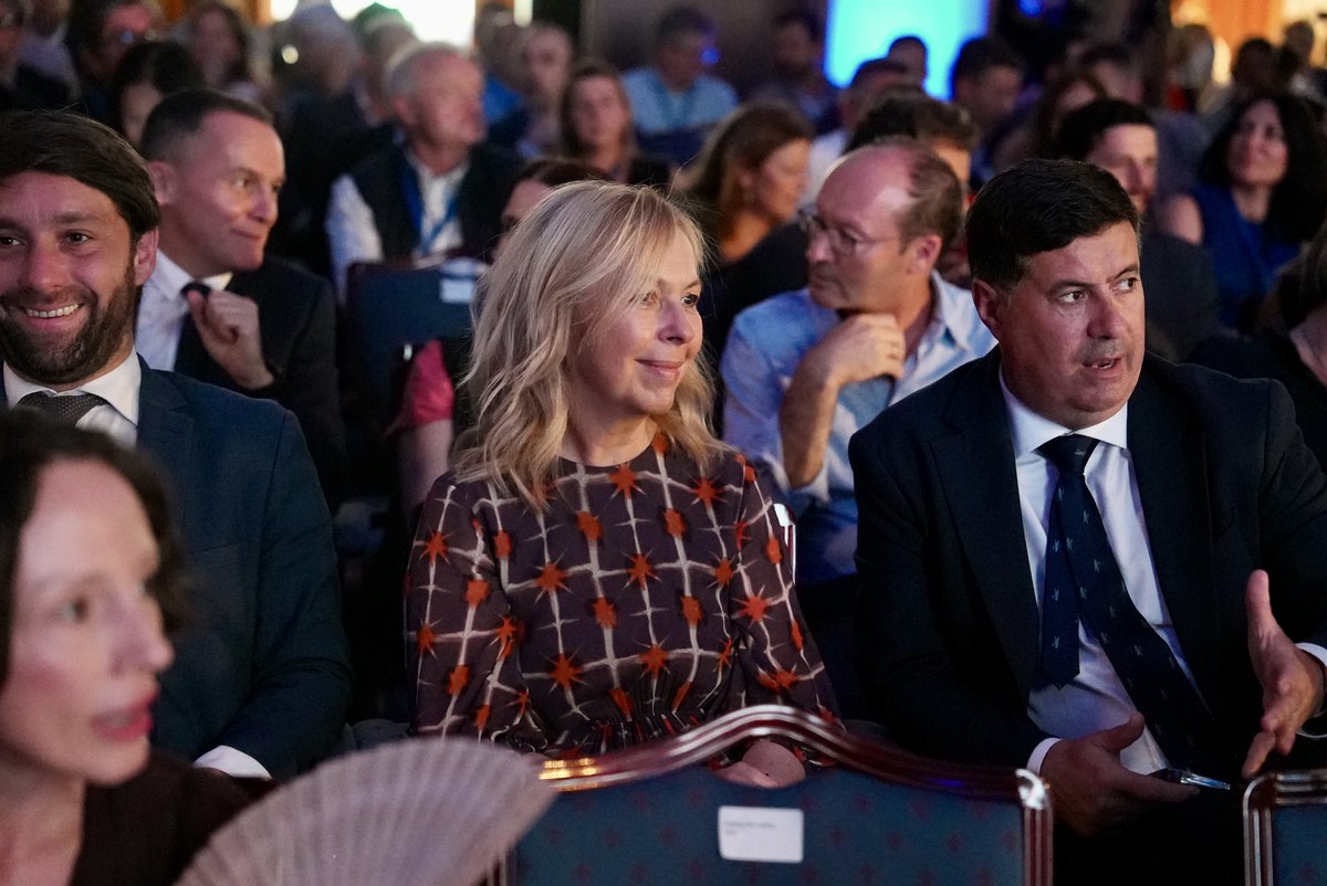 📸 La Federación Asturiana de Empresarios, <a href="/FADEAsturias/">FADE - Empresas de Asturias</a>, ha celebrado en el Hotel de la Reconquista su asamblea general a la que ha acudido la diputada <a href="/SaraRouco/">Sara Alvarez Rouco</a>