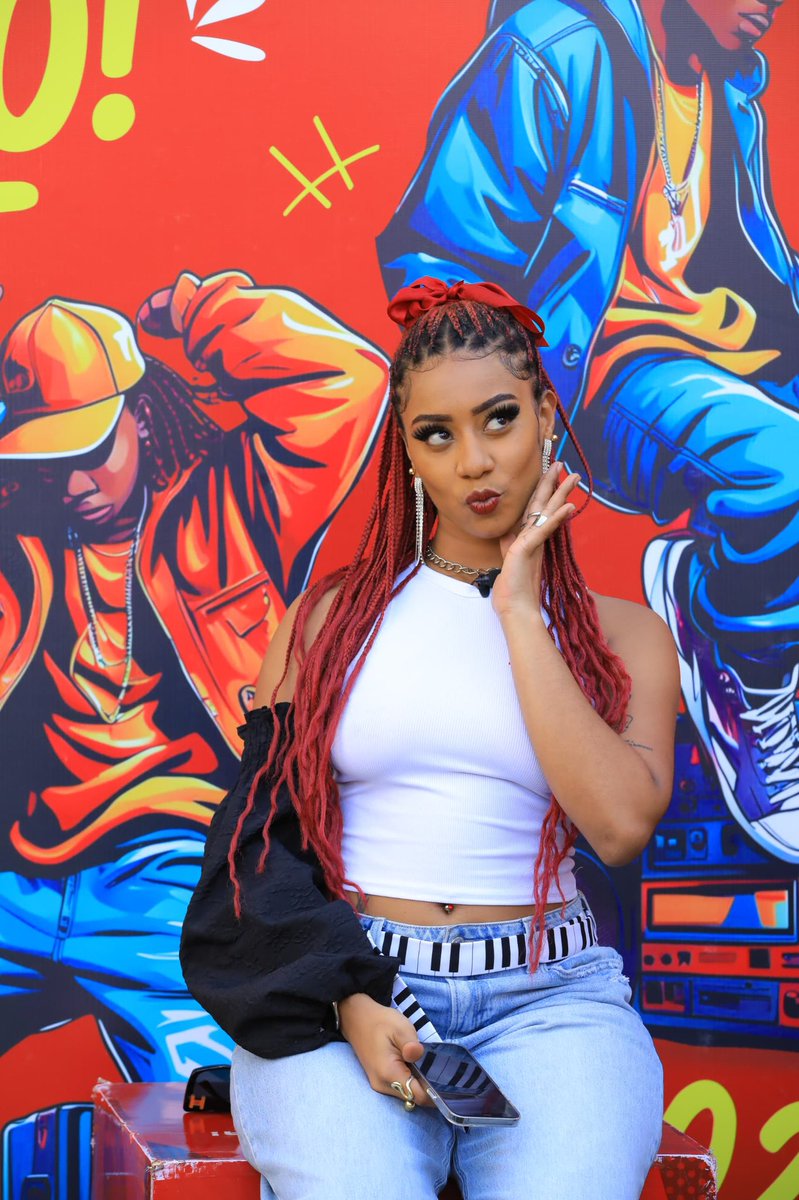 GalaxyFMUg's tweet image. Uganda’s Favourite Gyal @sovariahughes representing on Uganda’s Number One Radio Station.

#ZzinaBigBang | #SpiceOn