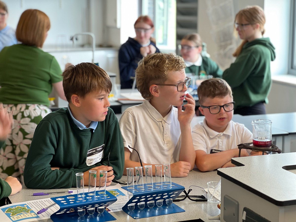 Moving Up Day 2/2

What a difference a day makes! Year 6s all looked much more at home today, enjoying Secondary life with exciting Science, Maths, Drama, IT, Welsh, Design Technology, PE lessons and more.

We've loved having them with us over the last couple of days😊