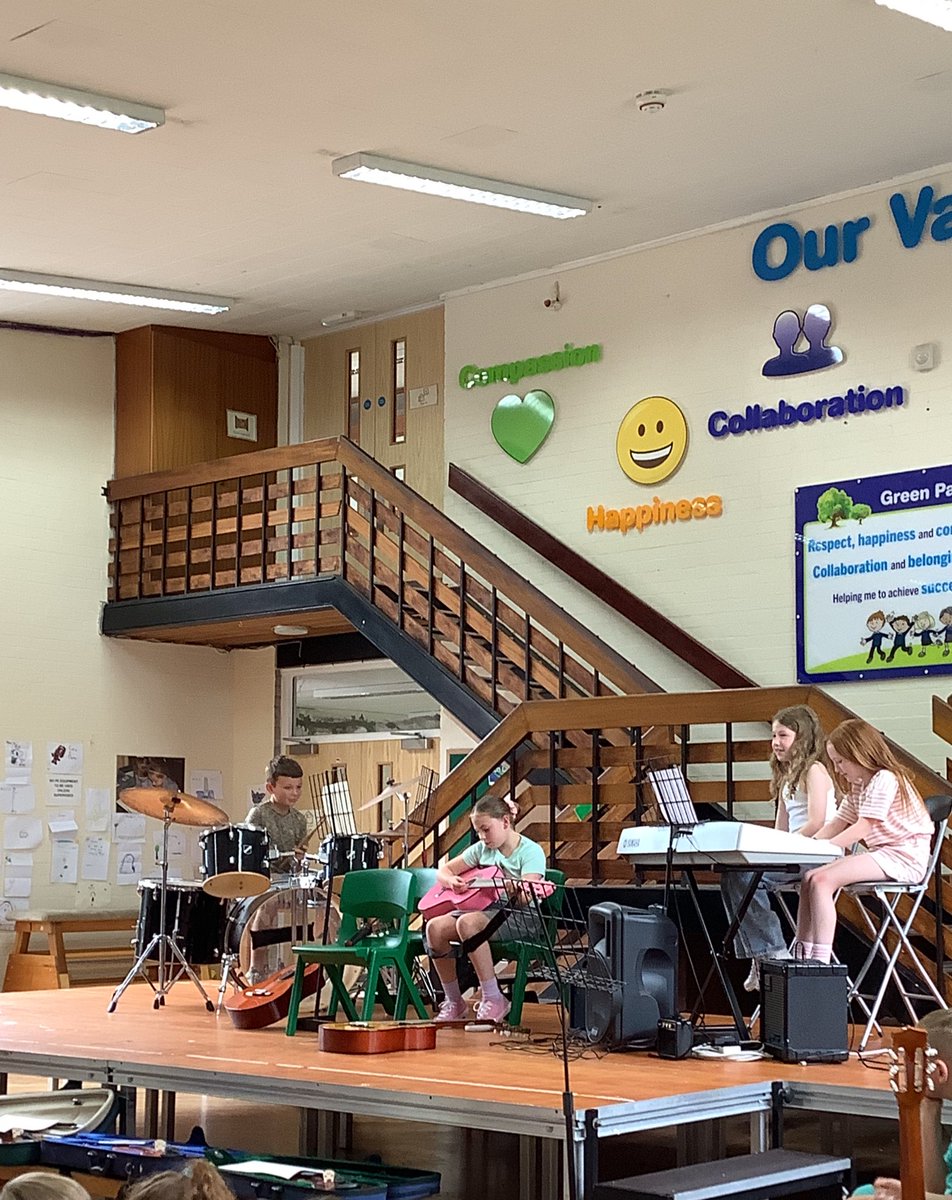 Our talented musicians put on an outstanding show for us this afternoon #GPSMusic 🎻 🎸 🥁 🎶 (1/2)