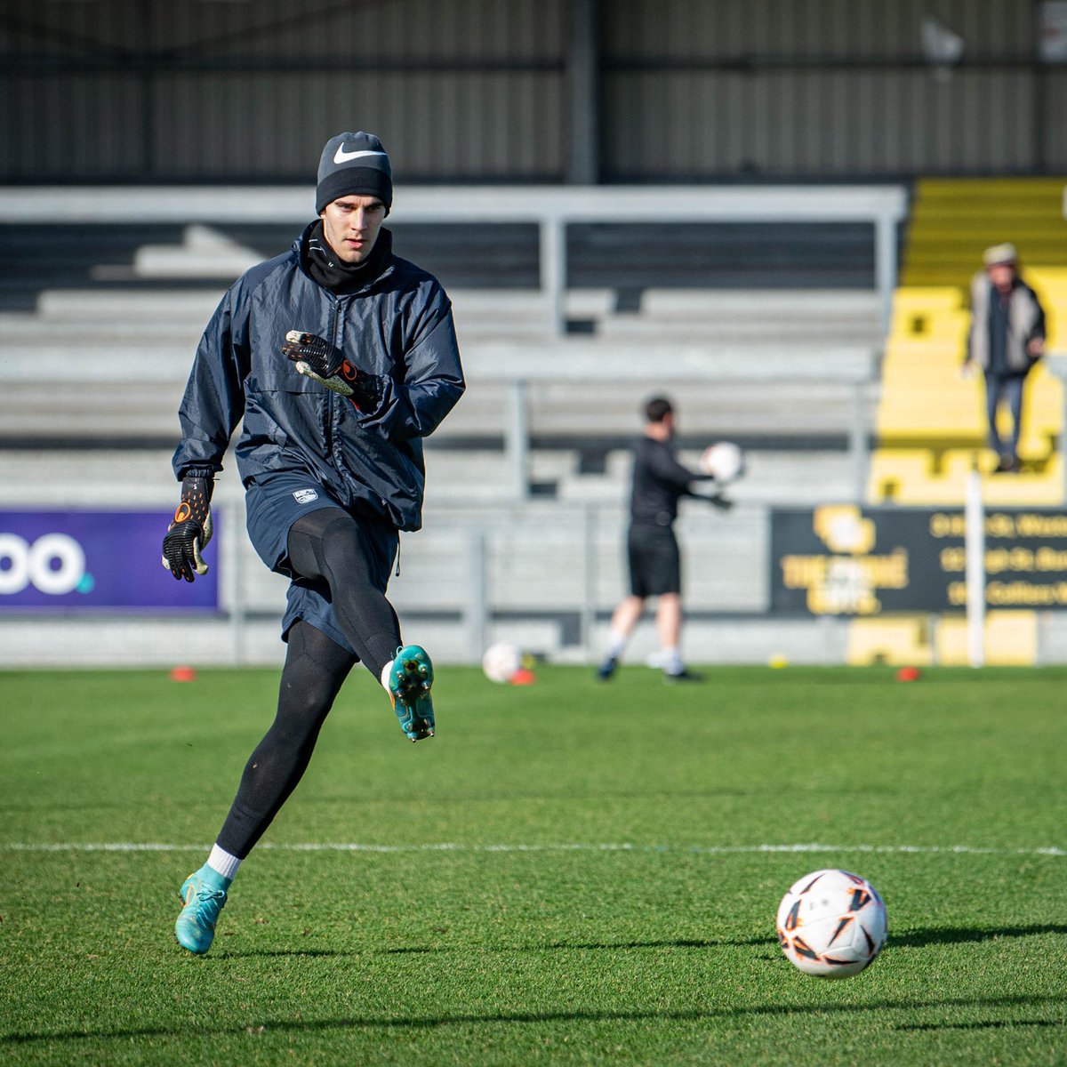 HAMRICHFC's tweet image. 🖊️ Goalkeeper, Luke Ziger is the 18th signing to be made by Alan Julian, ahead of the 2025-26 National League South campaign. Croatian, Ziger signed for the club in October 2024 and made his first team debut last season👇
hamrichfc.com/blogs/news/luk…