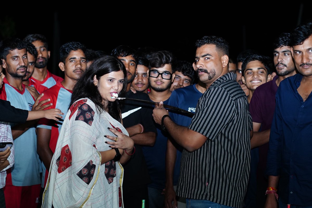 जन्मदिन की खूबसूरत तस्वीर