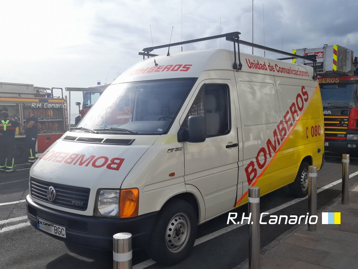 modcanario's tweet photo. 🇮🇨 Unidad de comunicaciones de Bomberos La Palma
🇩🇪 1996 Volkswagen LT 35 2.5 TDI [Typ 2D]

#Volkswagen #VolkswagenLT #VolkswagenTyp2D #VWLT #VWTyp2D #BomberosLaPalma #BomberosCanarias #Bomberos #FireTruck #Feuerwehr #Hasiči #Пожежники #Brandbil #VigilidelFuoco https://t.co/BdQeKKc0HE