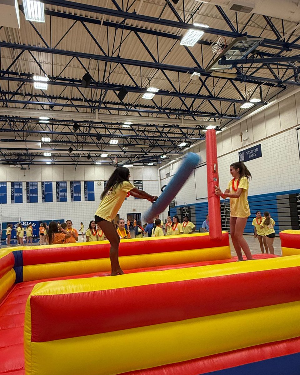 💙☀️ June Splash was a hit! Our Big Sisters (Class of 2027) and Little Sisters (Class of 2029) had so much fun and built bonds of sisterhood. We are so excited to have the Class of 2029 in the halls soon. 

📸 : Leah Martinez '27 and Ella Beatty '27