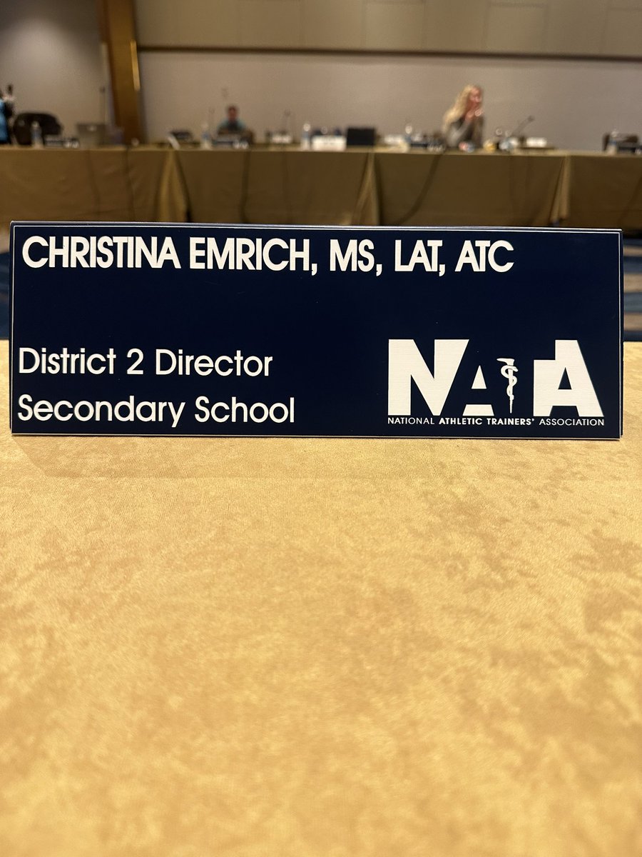 Christina Emrich tweet media