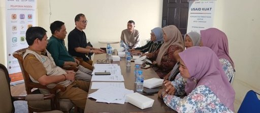 Connecting Business Initiative (CBI) (@connecting_biz) on Twitter photo Today is #MSMEDay and we're celebrating by sharing two inspiring initiatives by <a href="/CENACED_Mx/">CENACED A.C.</a> in Mexico and <a href="/Kadin_Indonesia/">Kadin Indonesia</a> that work with small businesses to make them more resilient to disasters.
Want to learn more?☝️L1nk in b10! Today is #MSMEDay and we're celebrating by sharing two inspiring initiatives by <a href="/CENACED_Mx/">CENACED A.C.</a> in Mexico and <a href="/Kadin_Indonesia/">Kadin Indonesia</a> that work with small businesses to make them more resilient to disasters.
Want to learn more?☝️L1nk in b10!
