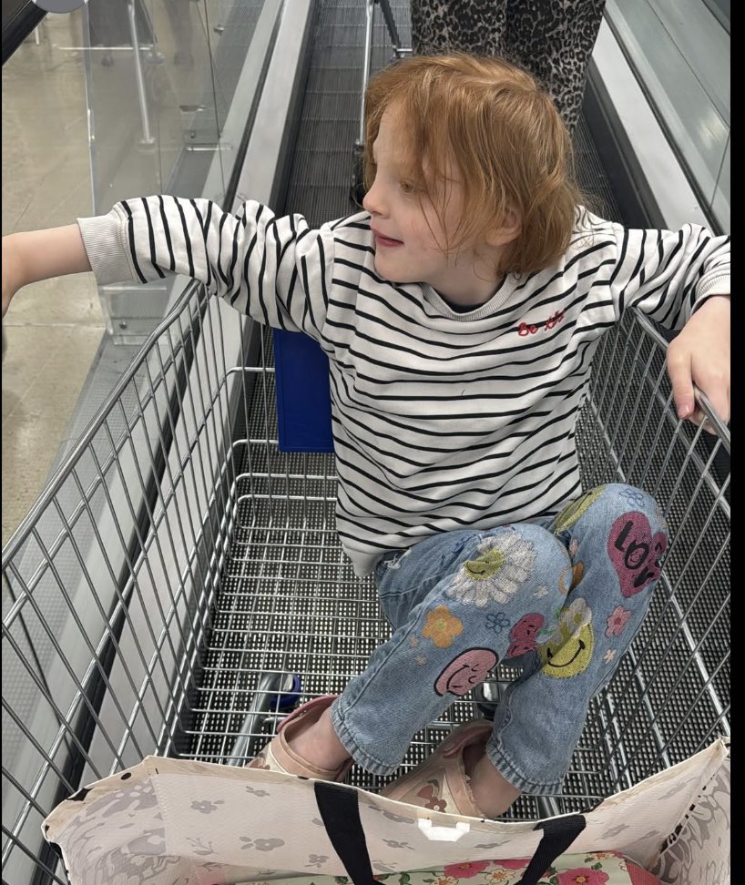 Unexpected item in the bagging area 🤣💖💖