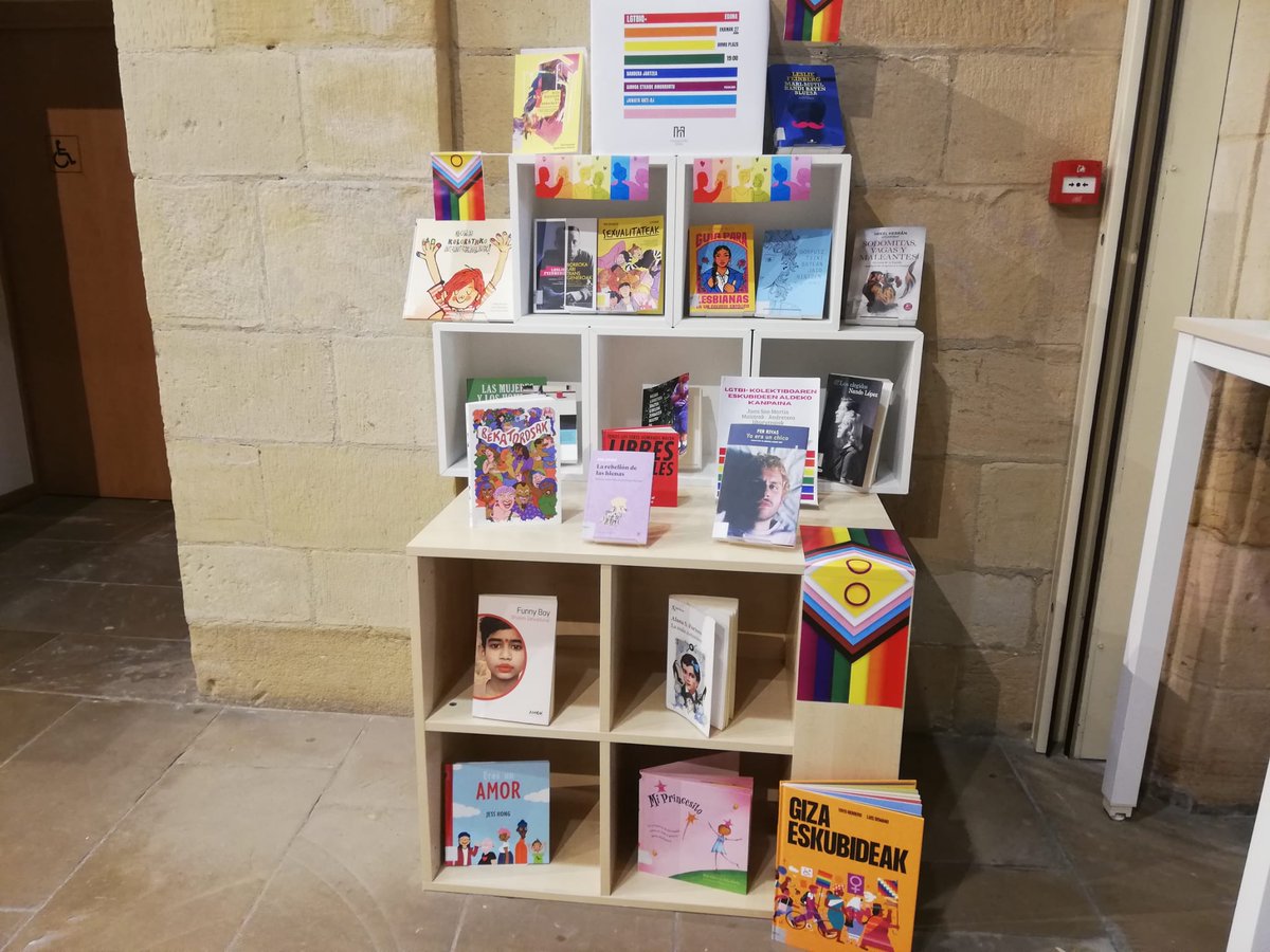 Hondarribiko Liburutegia (@hliburutegia) on Twitter photo #ekainaren28|a #harrotasuneguna.
<a href="/Hliburutegia/">Hondarribiko Liburutegia</a>|an txokoa jarri dugu.
----------------------------------------------------------
#28dejunio #díadelorgullo.
En la <a href="/Hliburutegia/">Hondarribiko Liburutegia</a> hemos puesto este txoko.
<a href="/HondarribiaUdal/">Hondarribiko Udala</a> <a href="/HondarribiaKult/">Hondarribia Kultura</a> #ekainaren28|a #harrotasuneguna.
<a href="/Hliburutegia/">Hondarribiko Liburutegia</a>|an txokoa jarri dugu.
----------------------------------------------------------
#28dejunio #díadelorgullo.
En la <a href="/Hliburutegia/">Hondarribiko Liburutegia</a> hemos puesto este txoko.
<a href="/HondarribiaUdal/">Hondarribiko Udala</a> <a href="/HondarribiaKult/">Hondarribia Kultura</a>