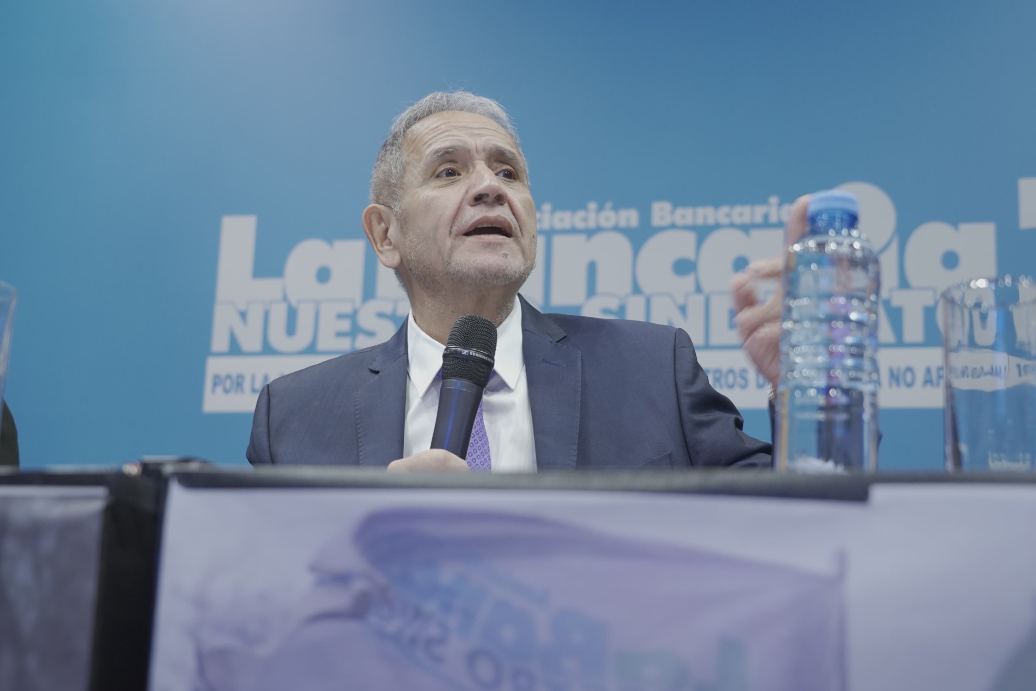 "Más del 50% de las familias argentinas no llega a fin de mes y se endeuda para comer", el mensaje de CFK para más de mil delegados bancarios
