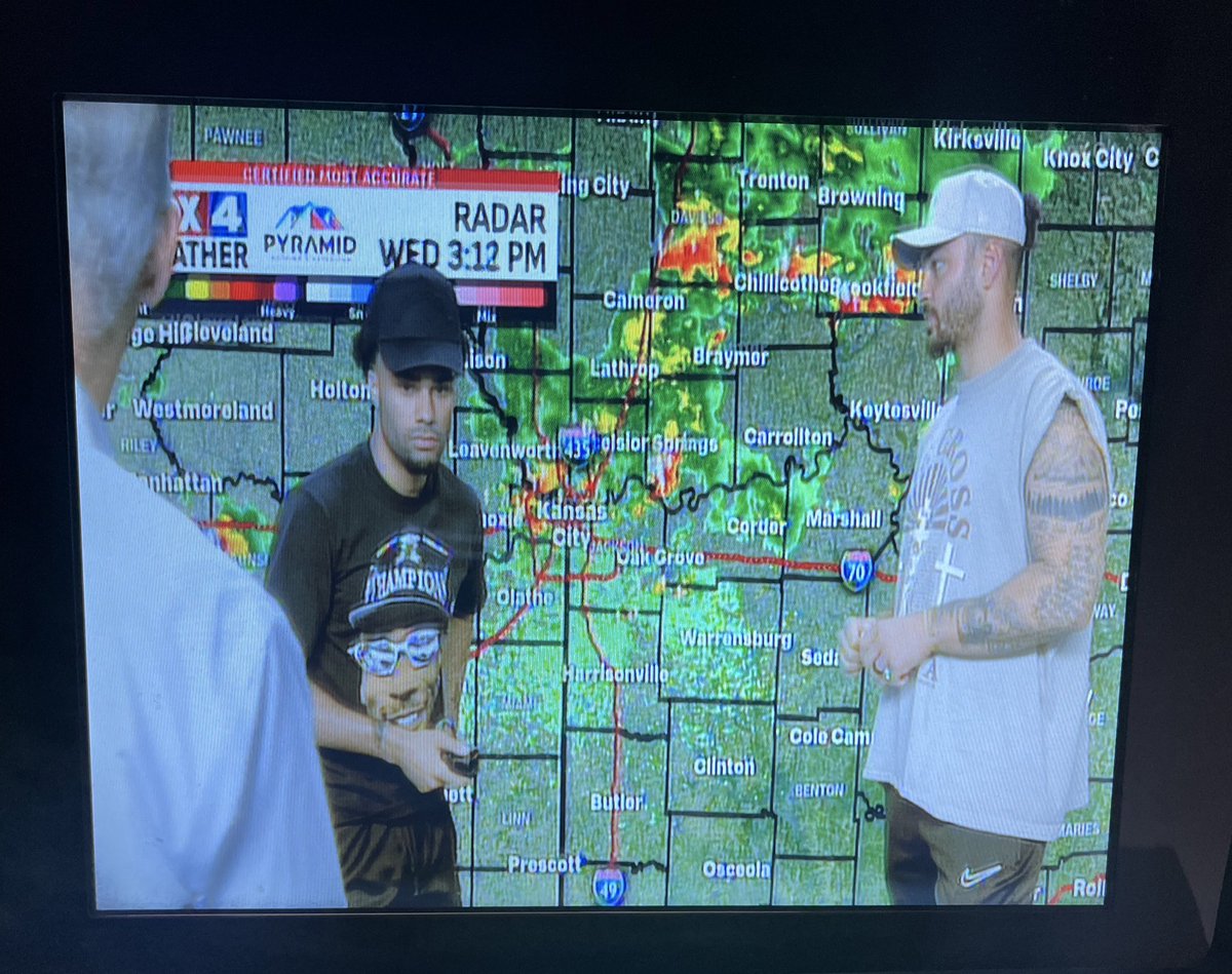 .<a href="/fox4wx/">Fox 4 Weather KC</a> teaching Briley Moore (<a href="/Briley_moore22/">Briley Moore</a>) and Jacob Gilyard (<a href="/G1LYARD/">Jacob Gilyard</a>) how to perfect doing the weather. Tonight-- the celebrity Bball game for Winners Circle Weekend along with other events in the area this weekend!