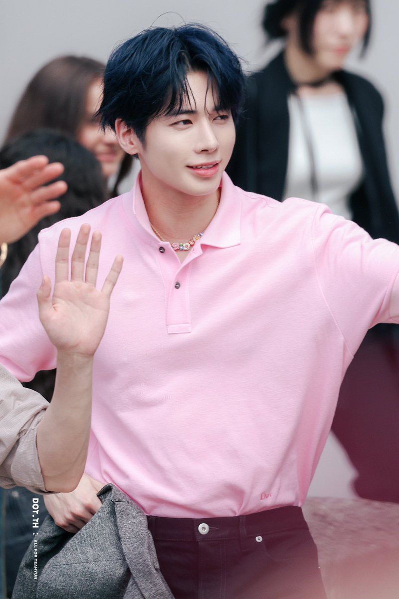 dotdot_th's tweet image. 250627
#TAEHYUN #ํํ #ใใใงใณ
#TXT_TAEHYUN #TXT_ํํ
#TXT #ํฌ๋ฐํฌ #ํฌ๋ชจ๋ก์ฐ๋ฐ์ดํฌ๊ฒ๋
#TOMORROW_X_TOGETHER